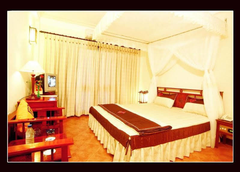 Kiki Hostel & Pool Club