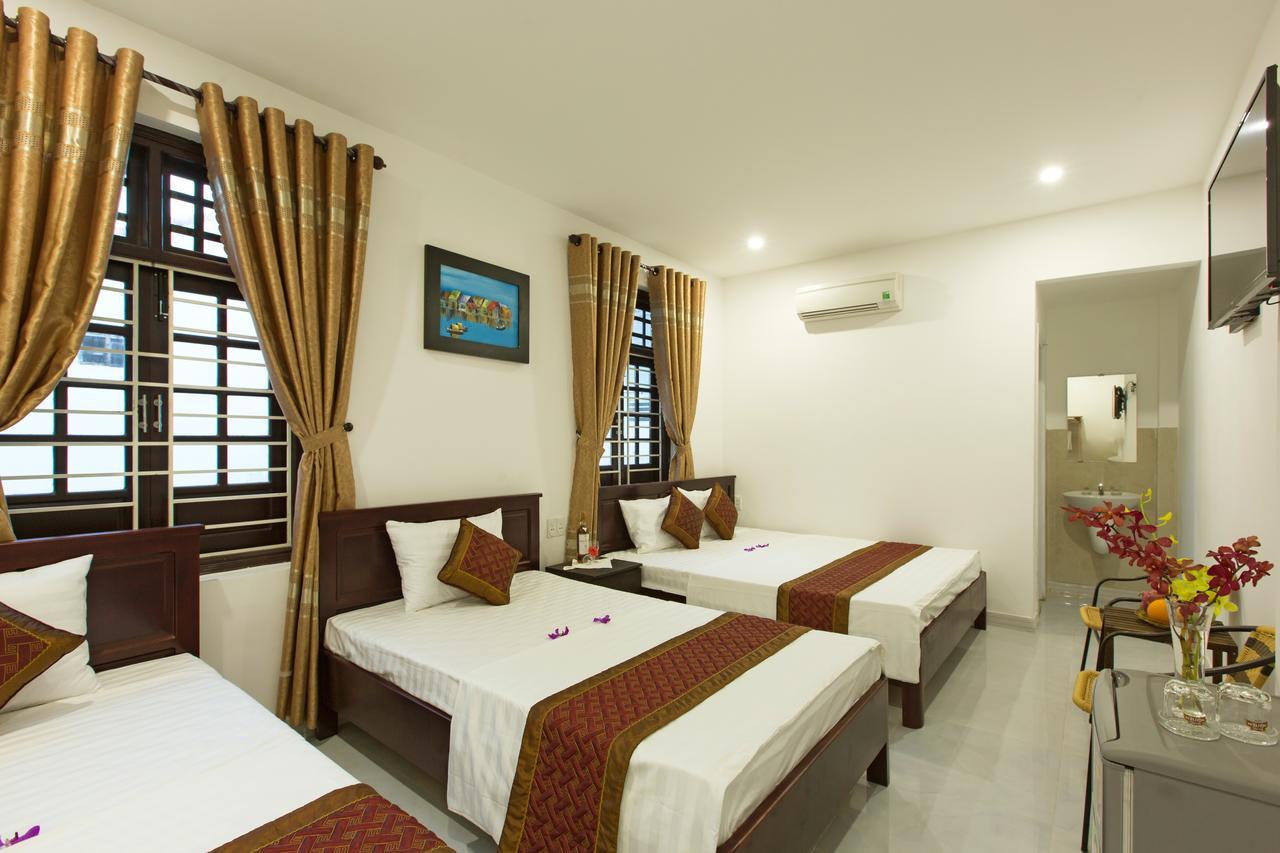 Golden Bee Bed & Breakfast 2*