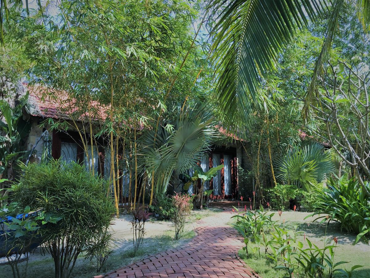 Villa An Bang Beach Stone *