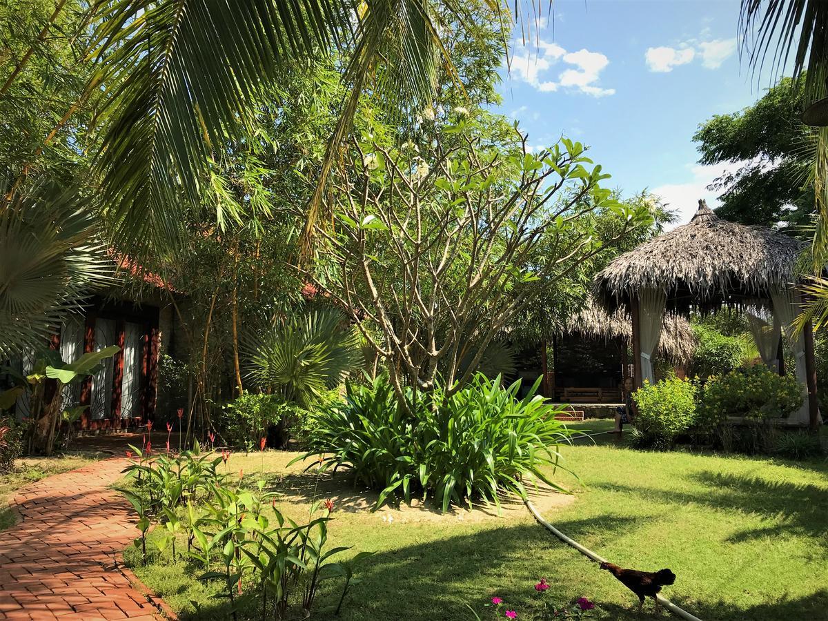 An Bang Beach Stone Villa