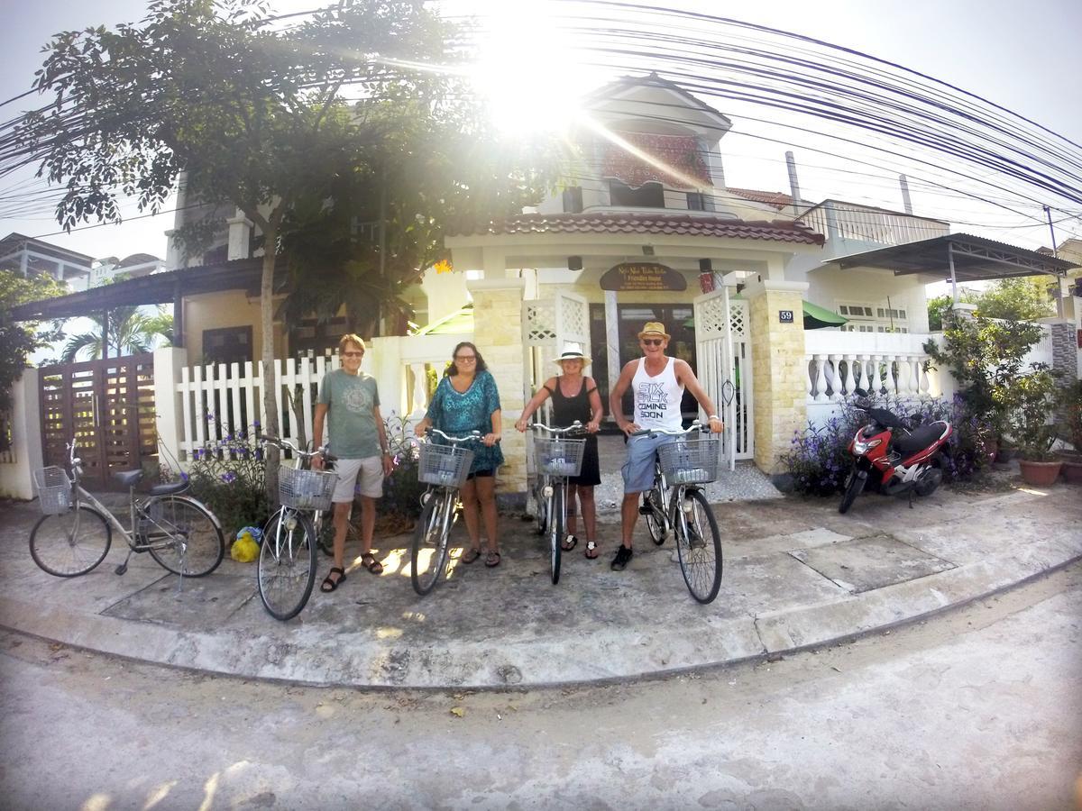 Friendlee House Bed & Breakfast 2*