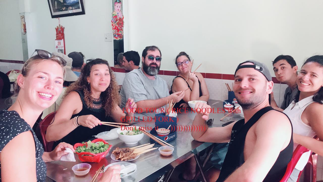Hoa Binh Khách sạn *