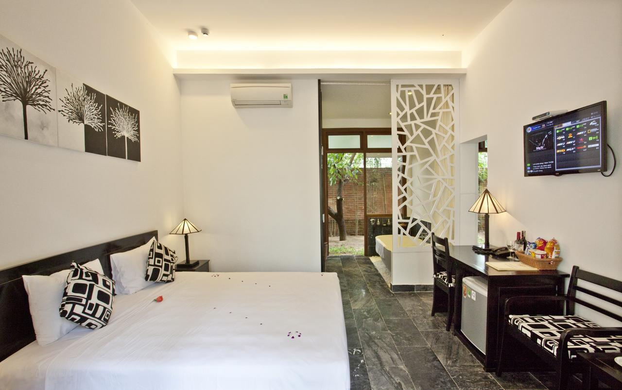 Villa Tnt *
