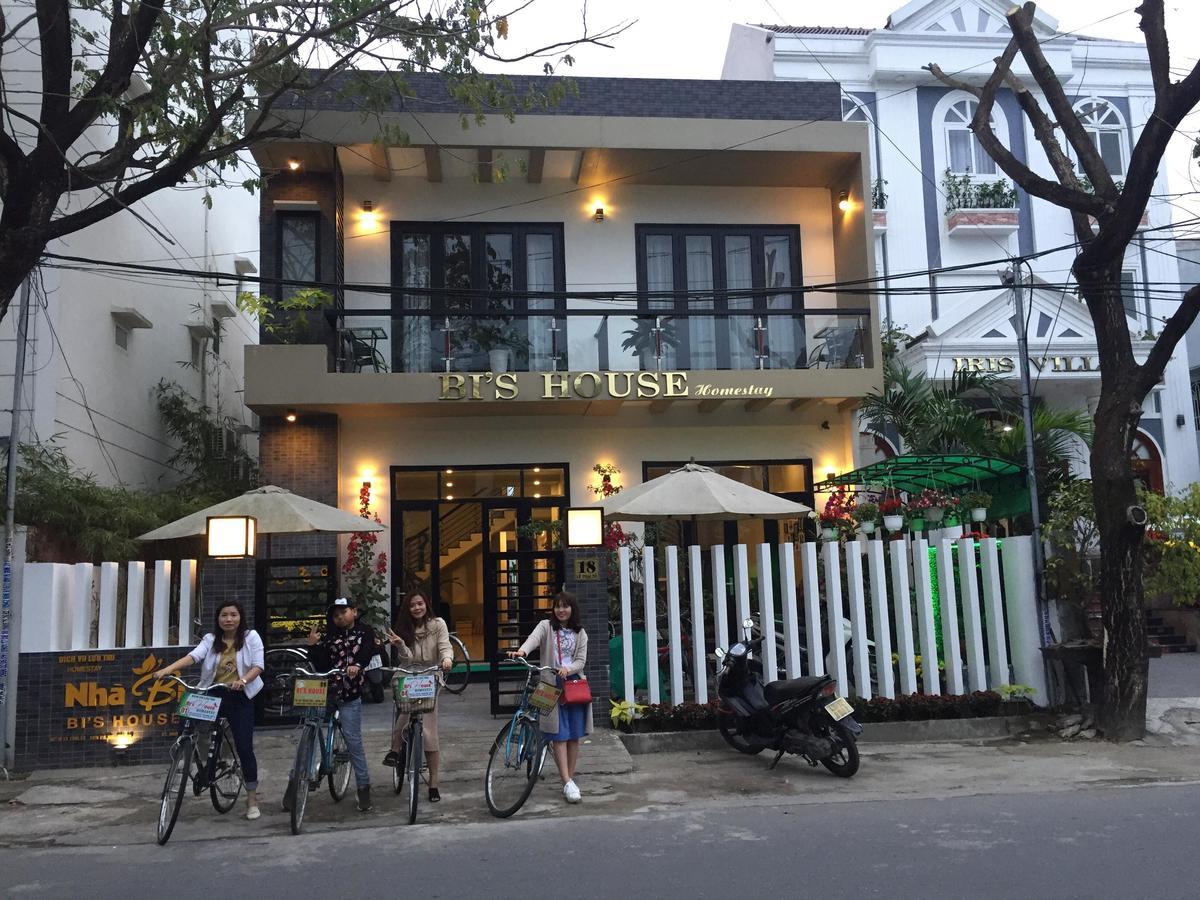 Homestay Bi's House *
