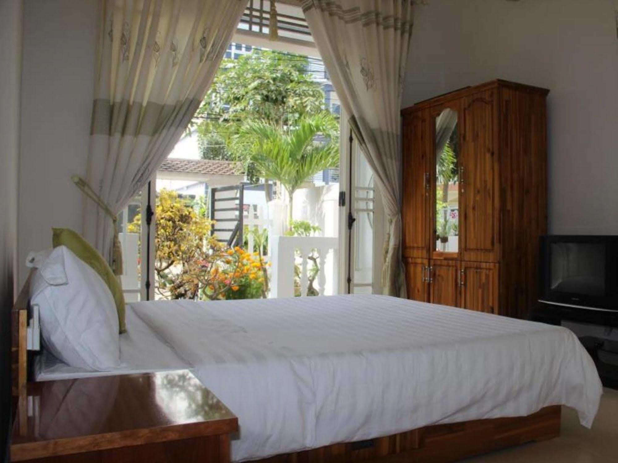 Little House Homestay
