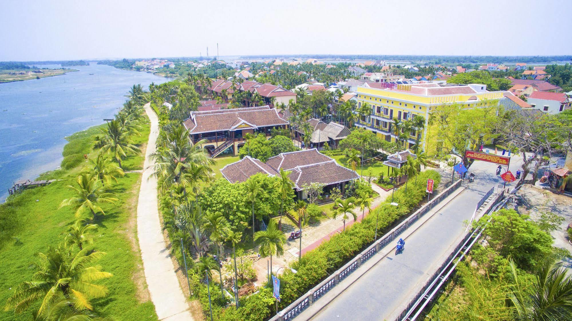 Pho Hoi Riverside Hoi An
