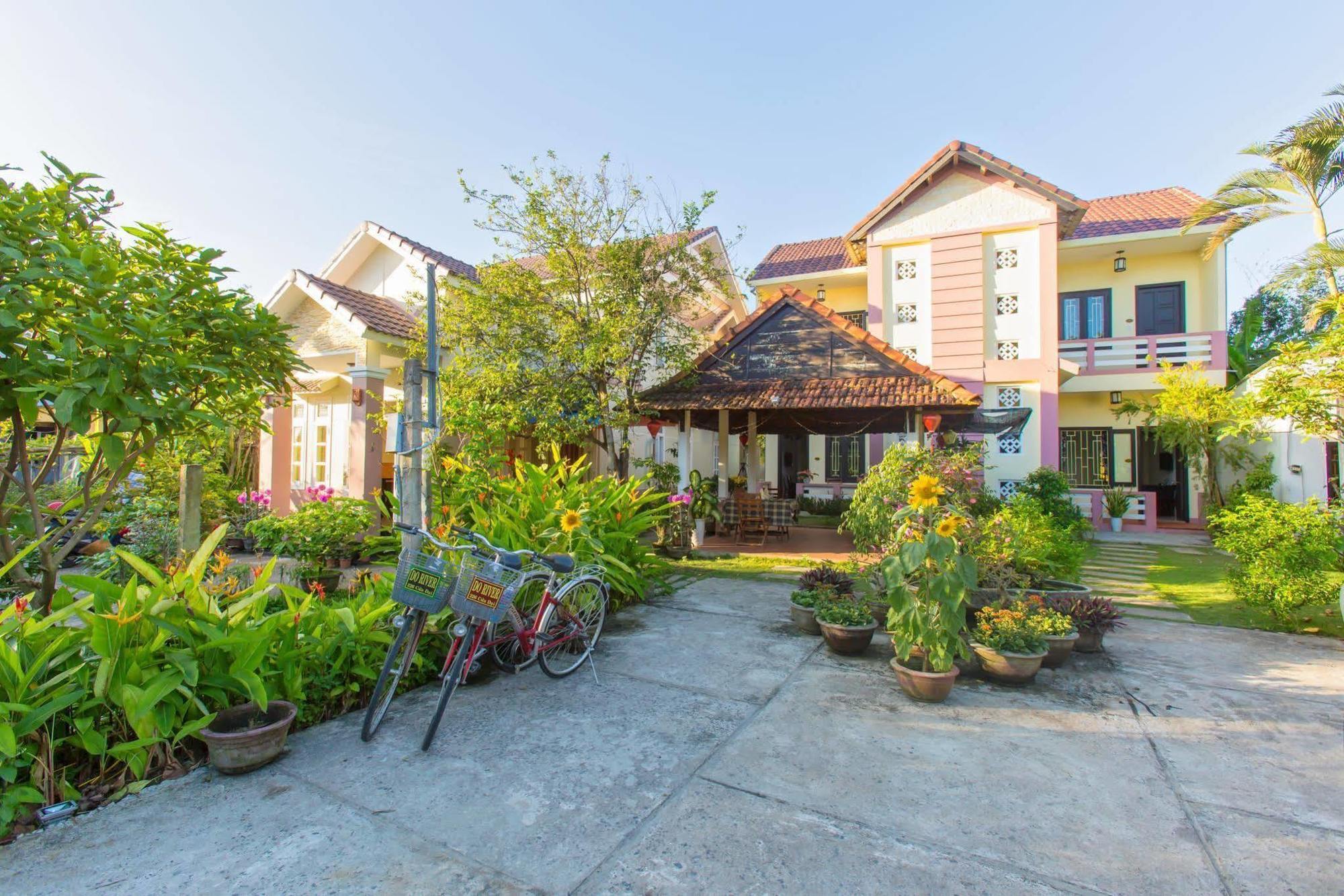 Homestay Do River