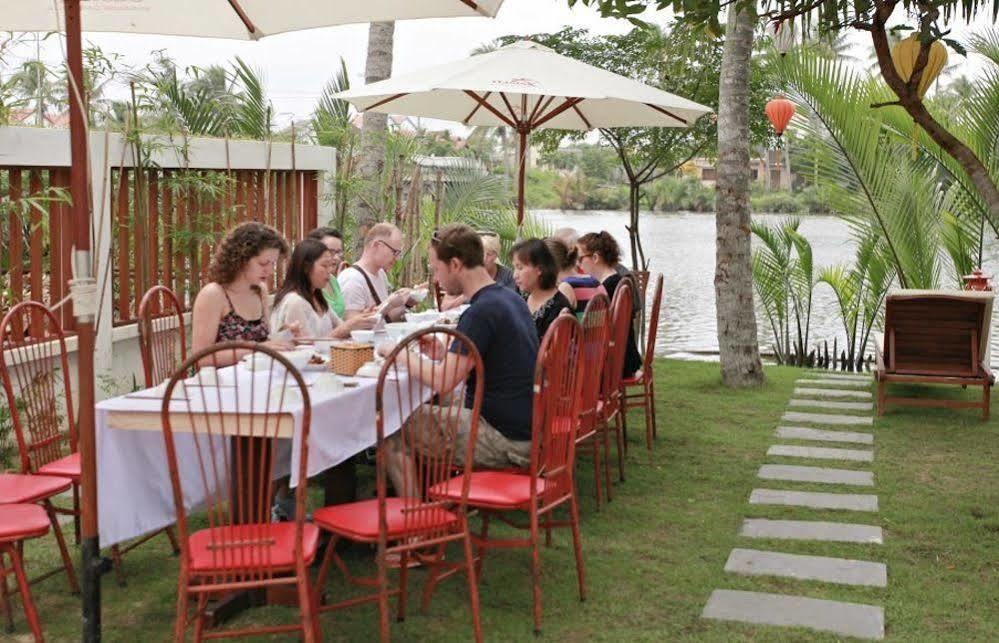 Villa Riverside Oasis *