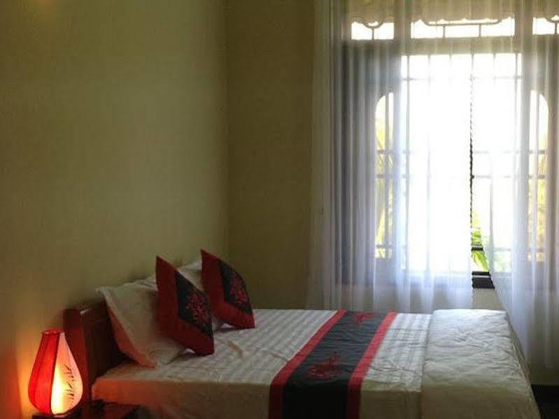 Villa Riverview