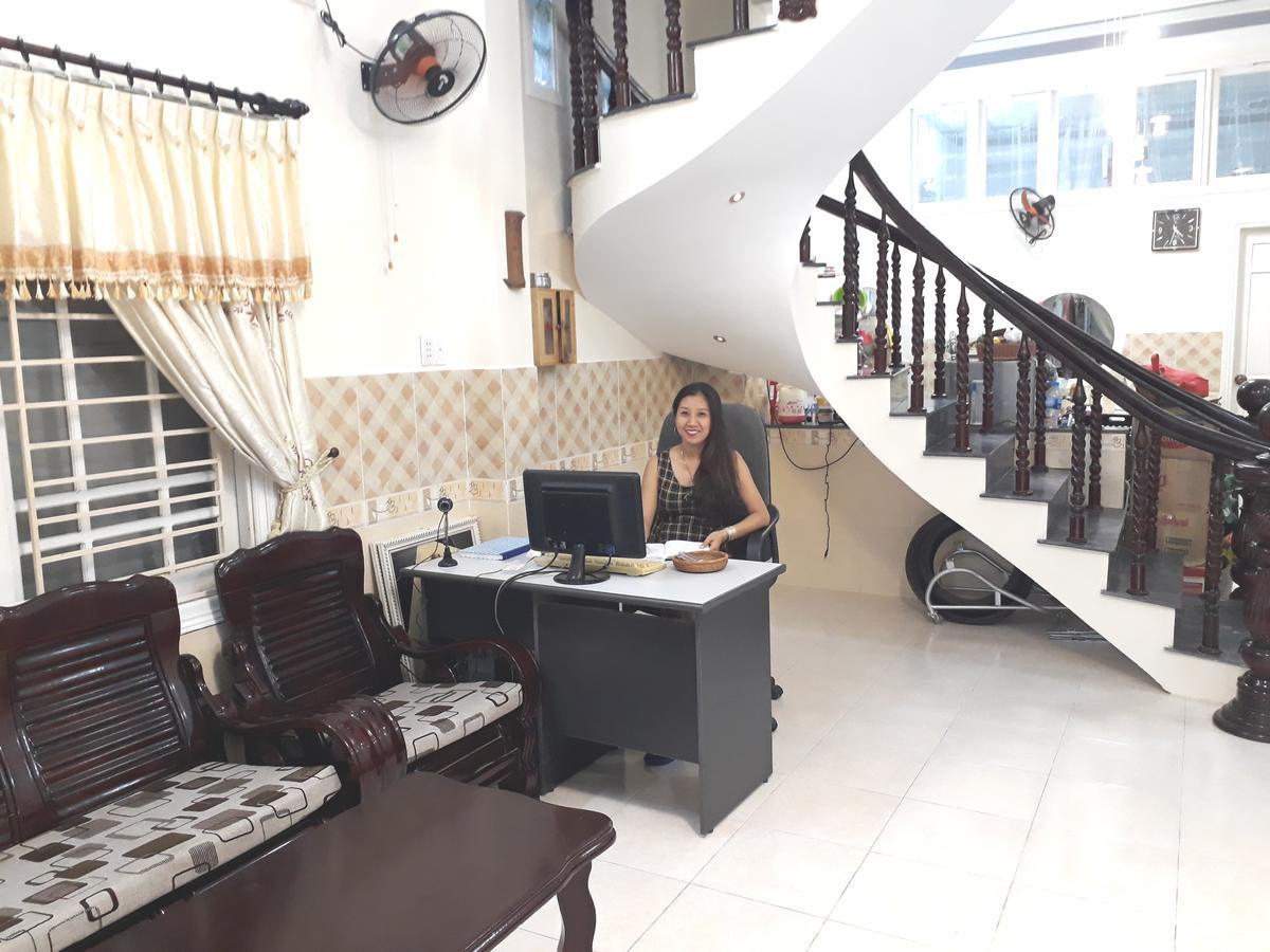 Lisa Hoi An