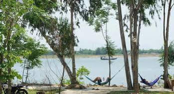 Hotel Serene Riverside 4*