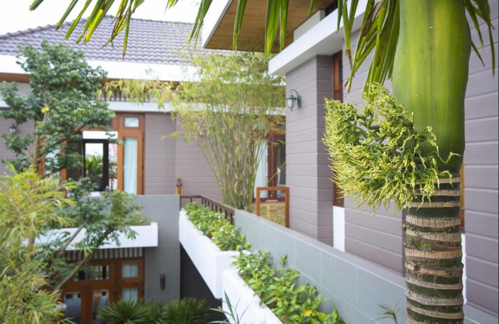 Hanging Garden Hotel