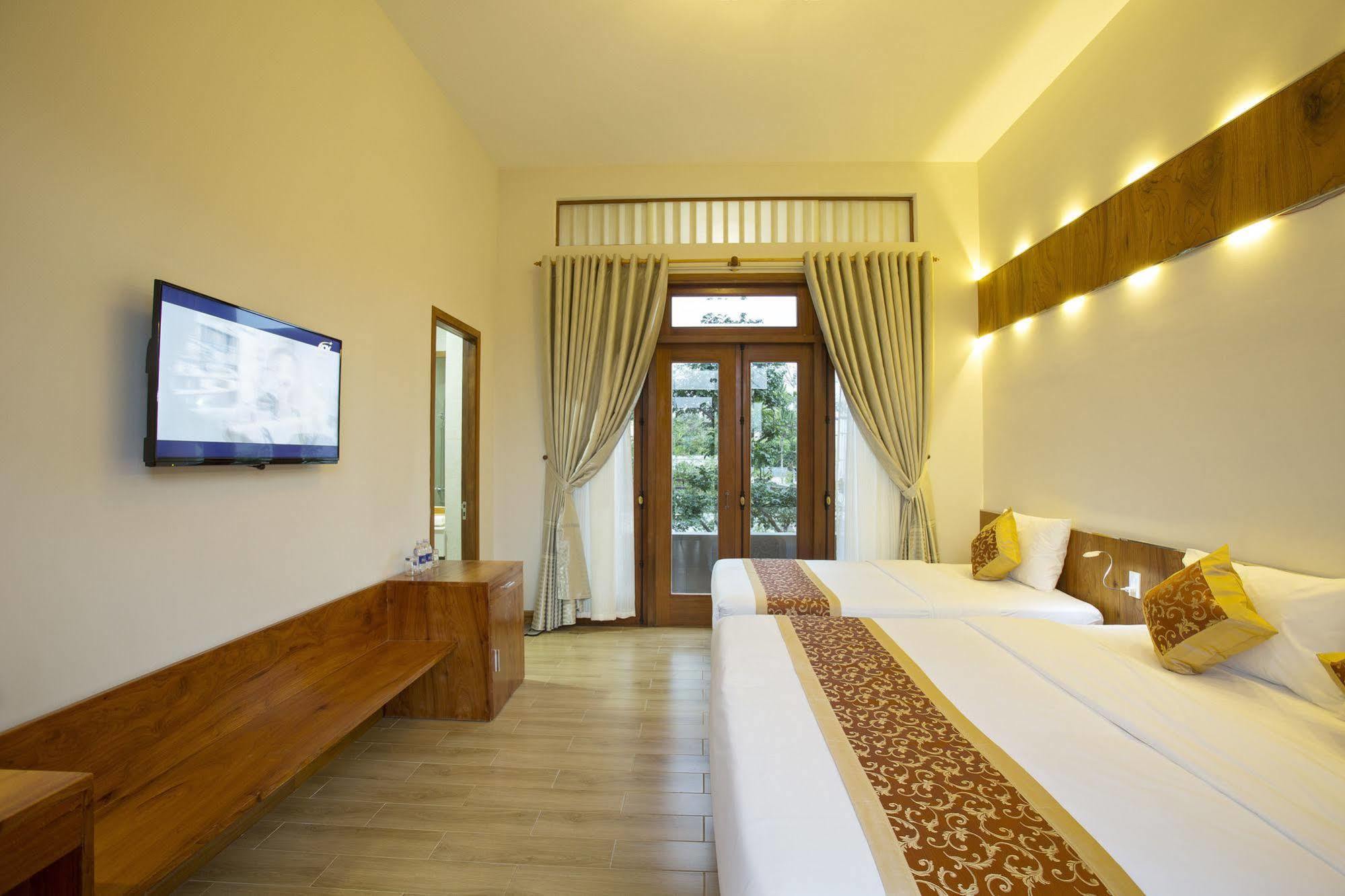 Hanging Garden Hotel