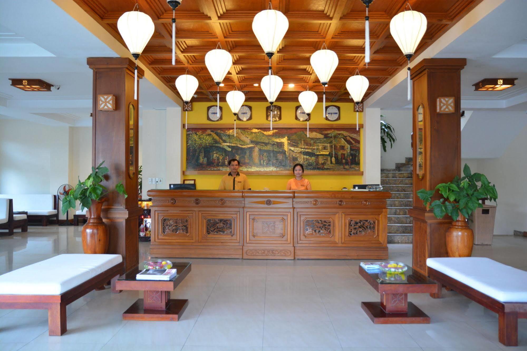 Hotel Golden &