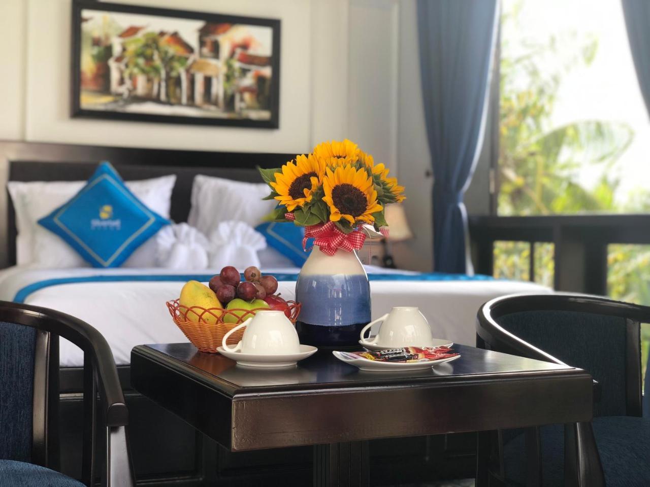 Silverbell Villa *