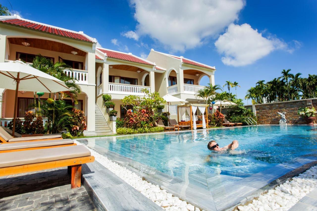 Hotel Village