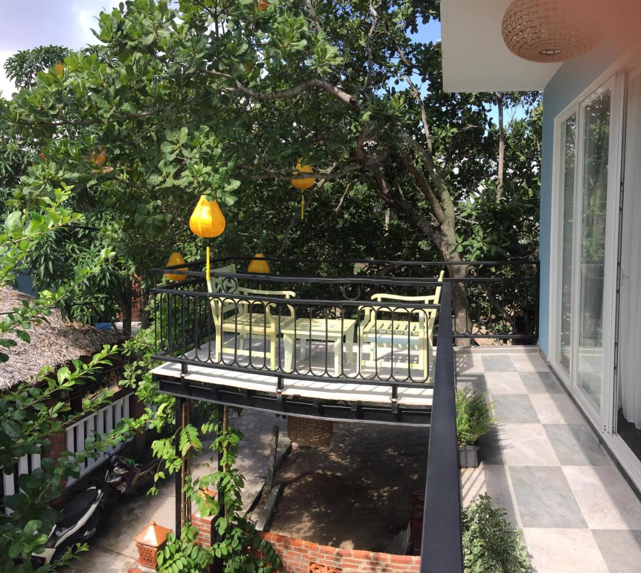 Peach House