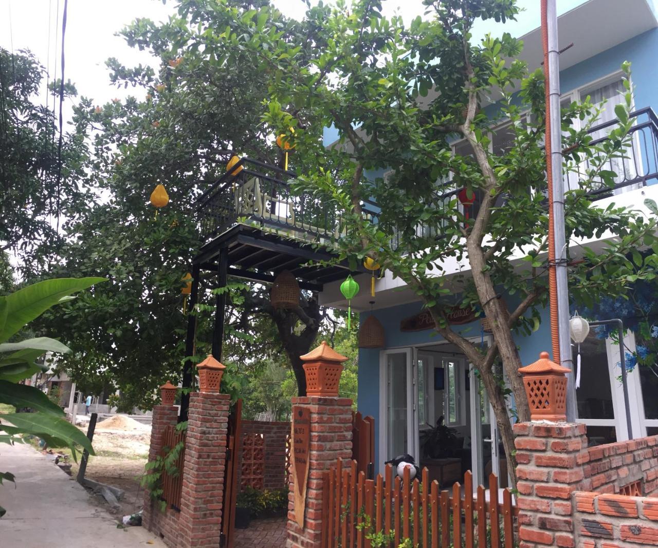 Peach House Bed & Breakfast
