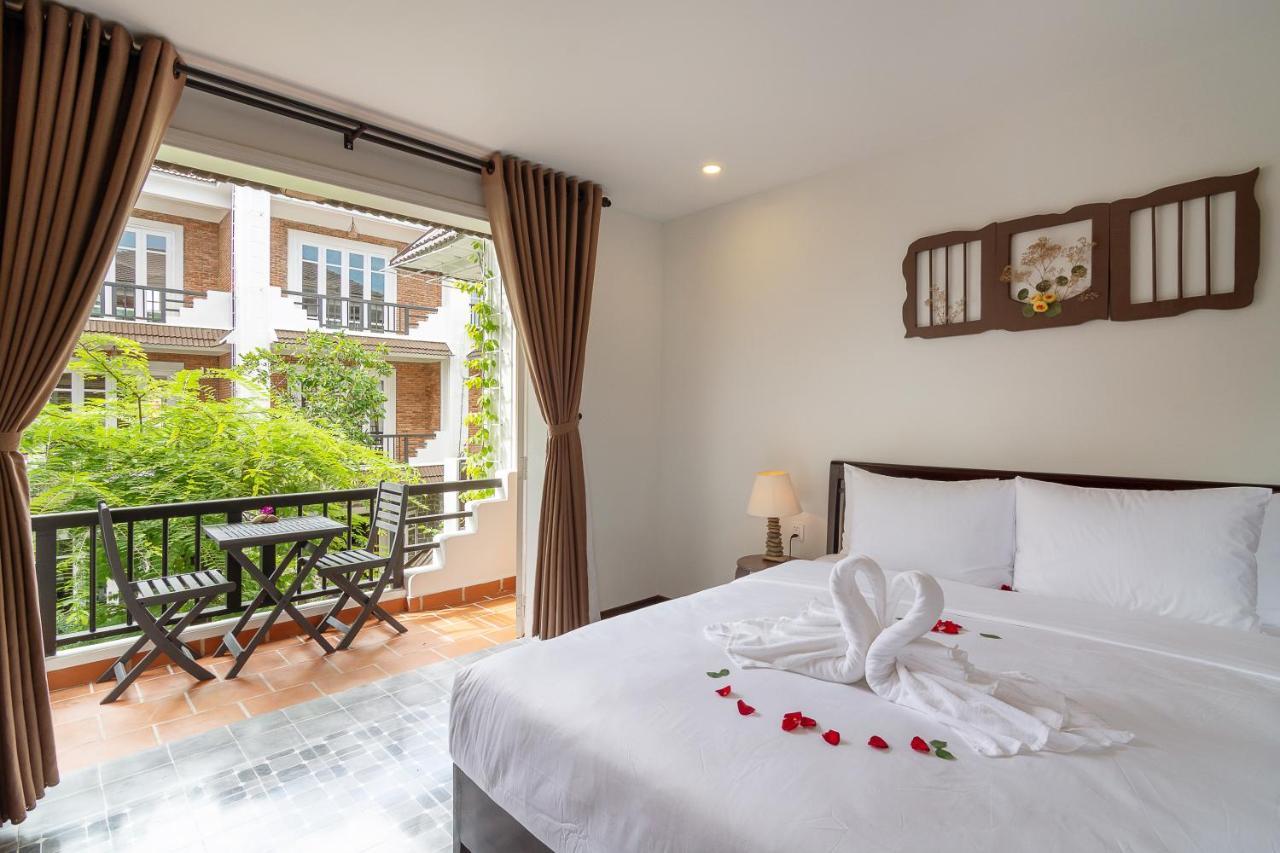 Blooms Boutique Village Resort 4*