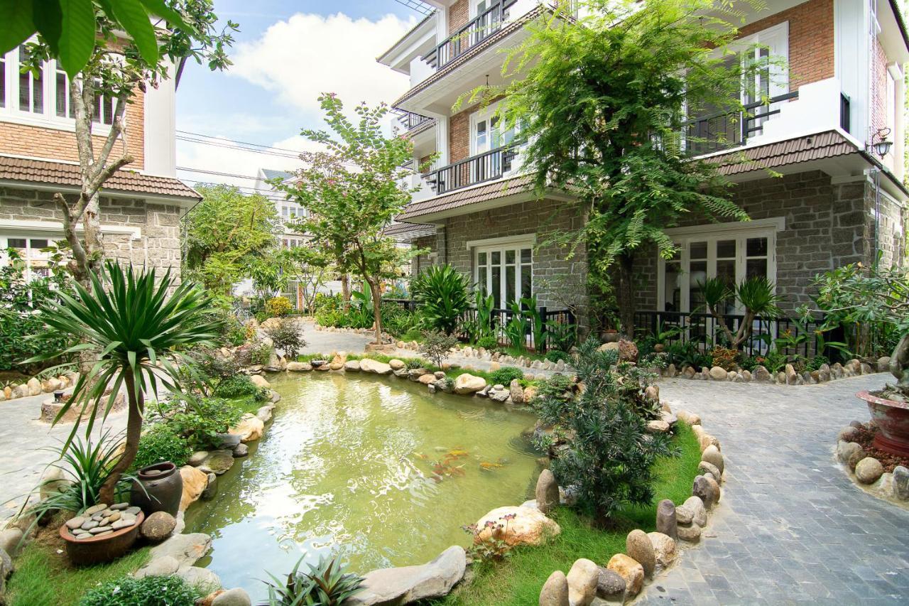 Blooms Boutique Village Resort 4*