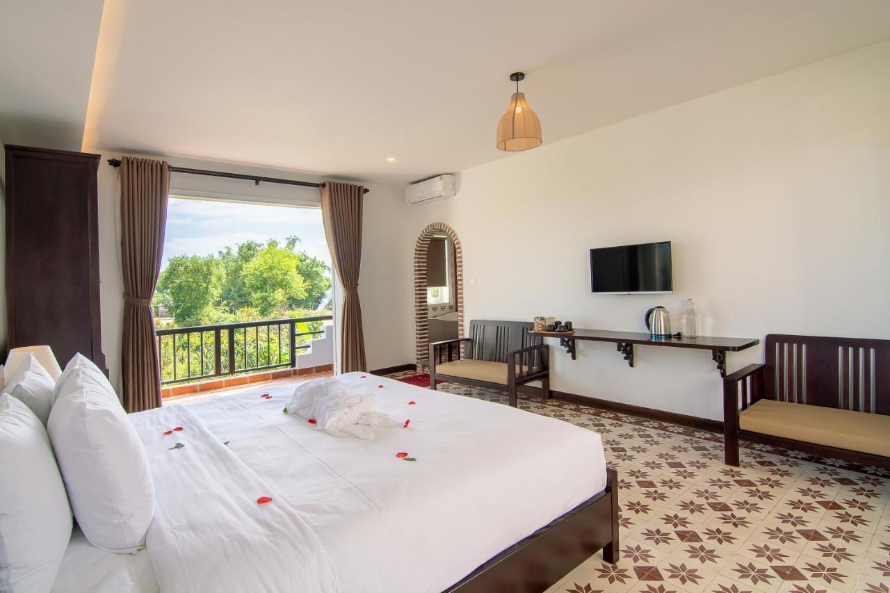 Blooms Boutique Village 4*