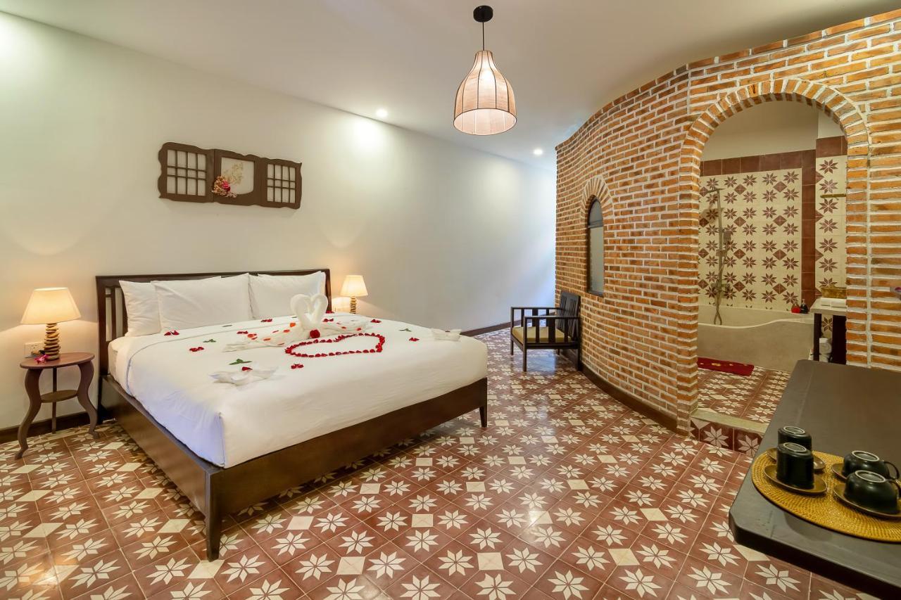 Blooms Boutique Village 4*