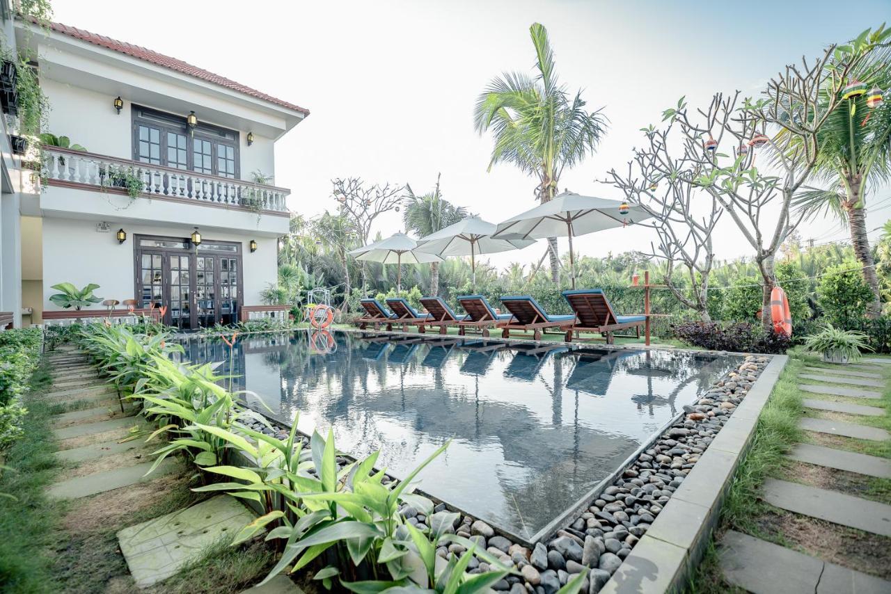 Silverbell Villa