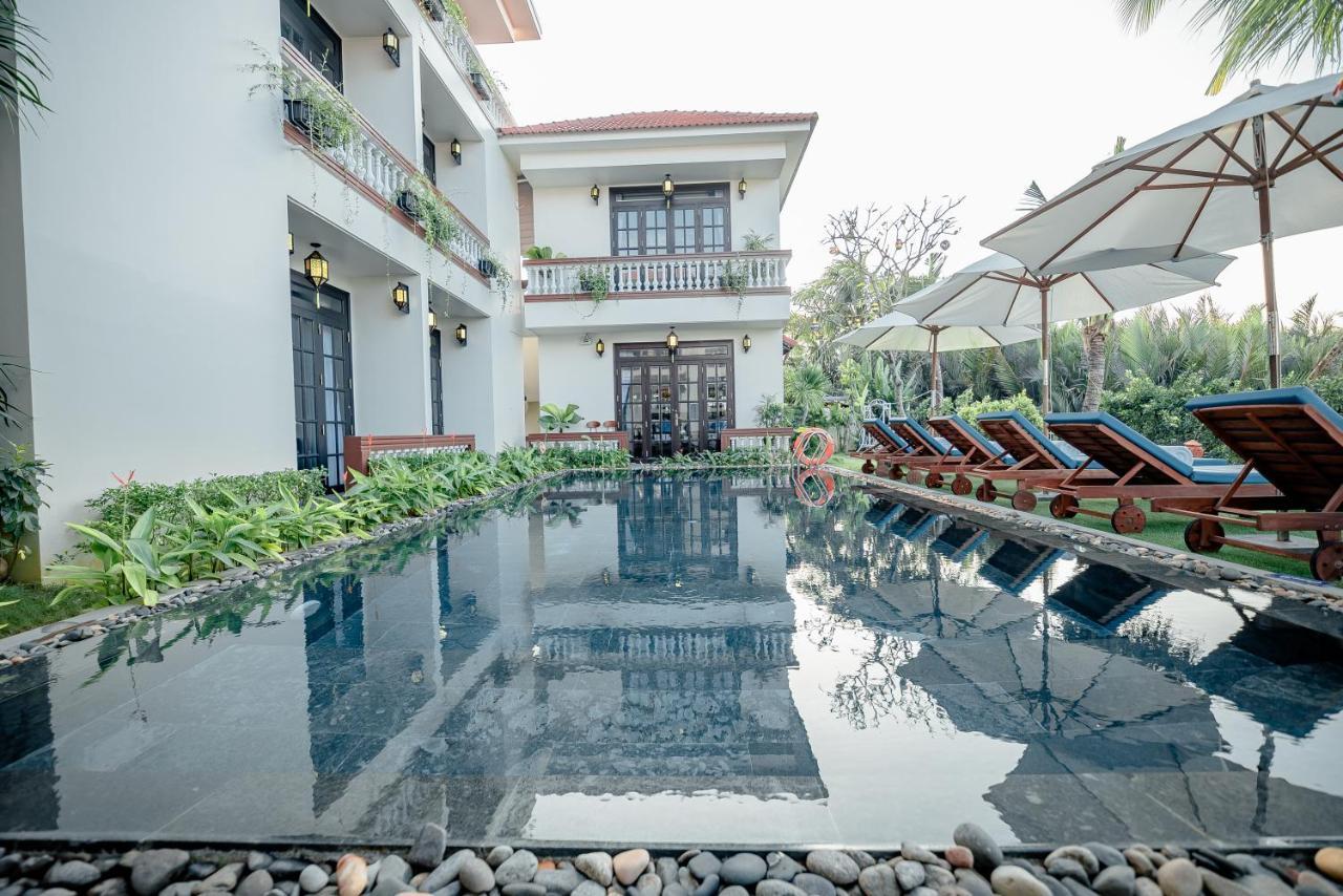 Silverbell Villa
