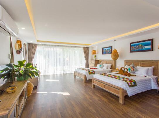 Peach House 3*