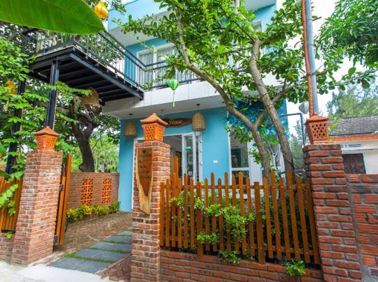 Peach House 3*