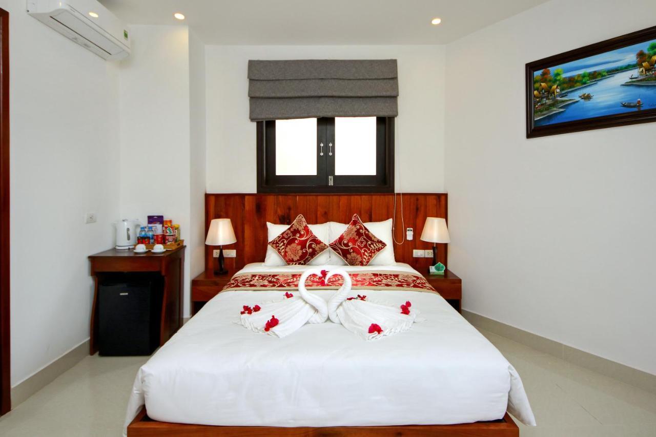 Threeway Riverside Hotel 3*