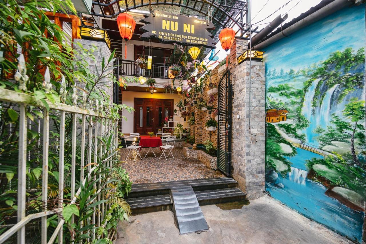 Nu Ni * Hoi An