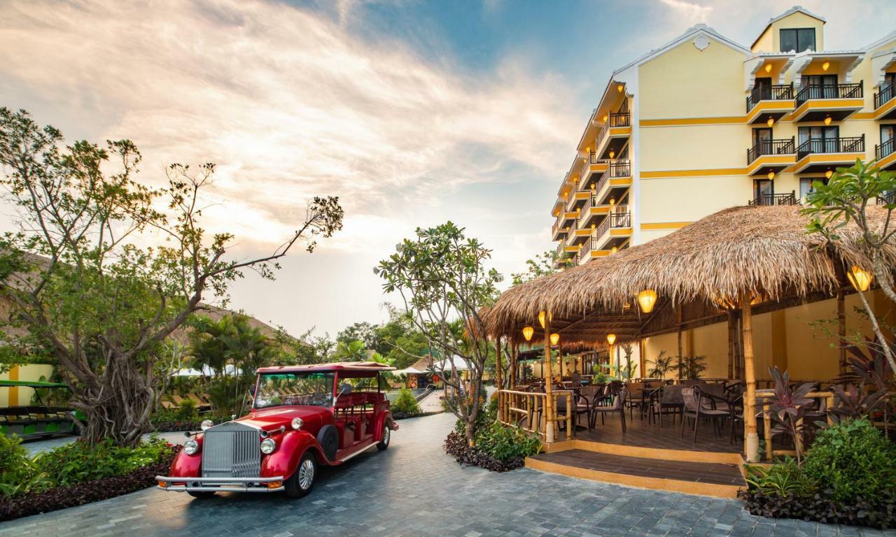 Mulberry Collection Silk Village 5* Hoi An