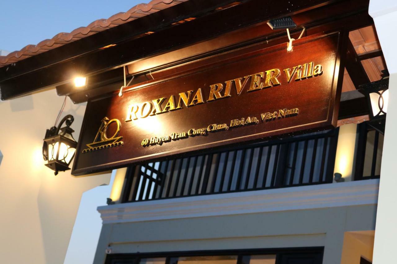 Villa Roxana River