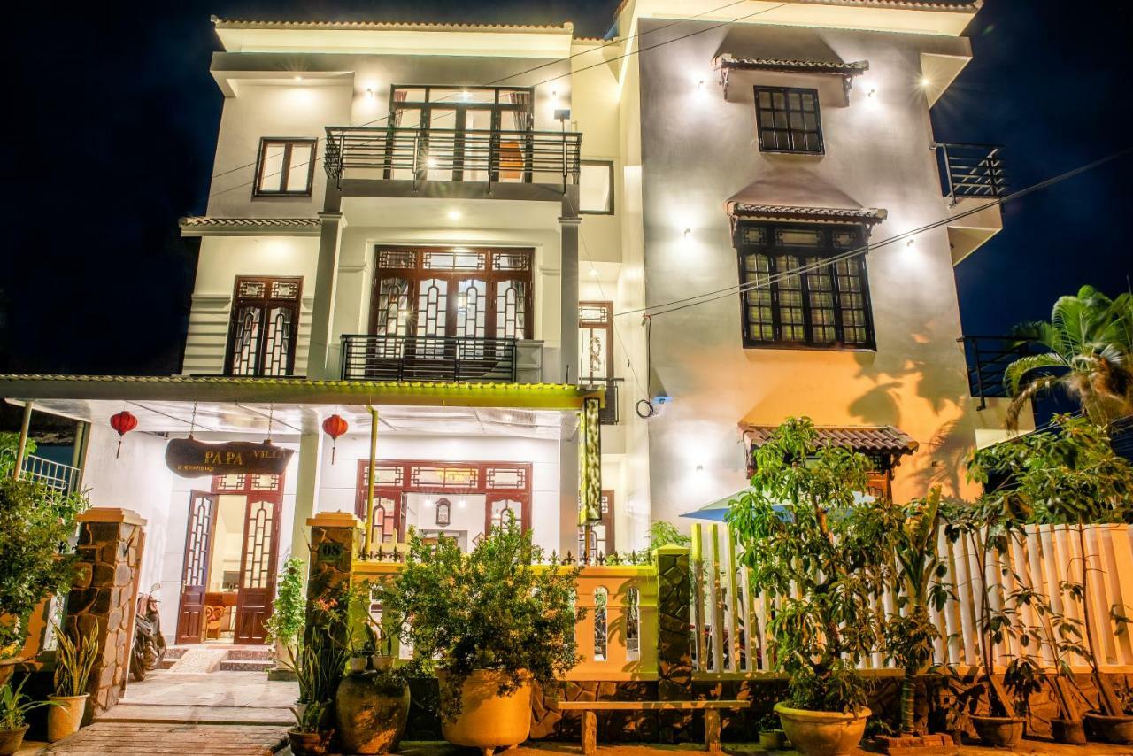 Papa * Hoi An