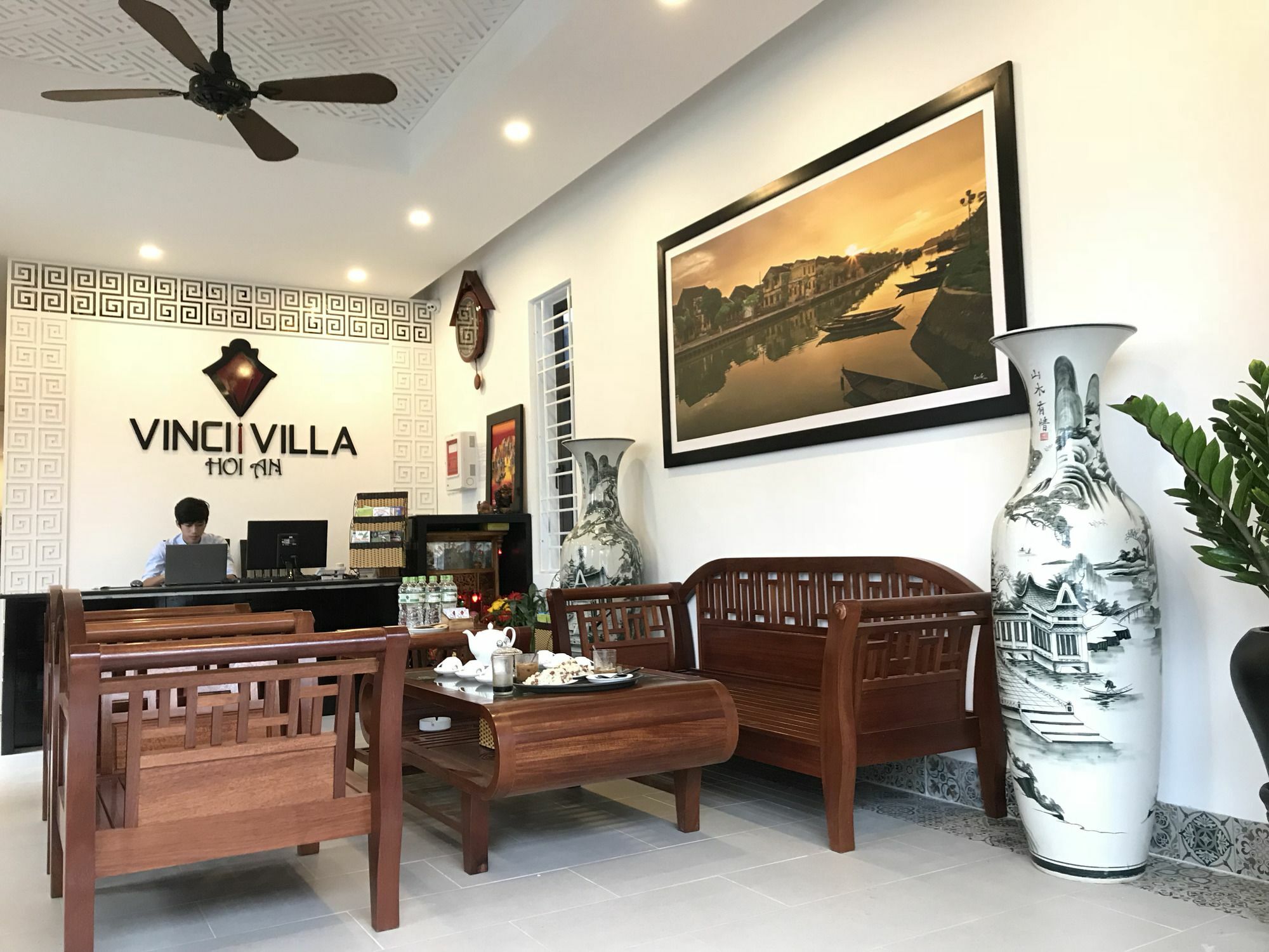 Khách sạn Vinci