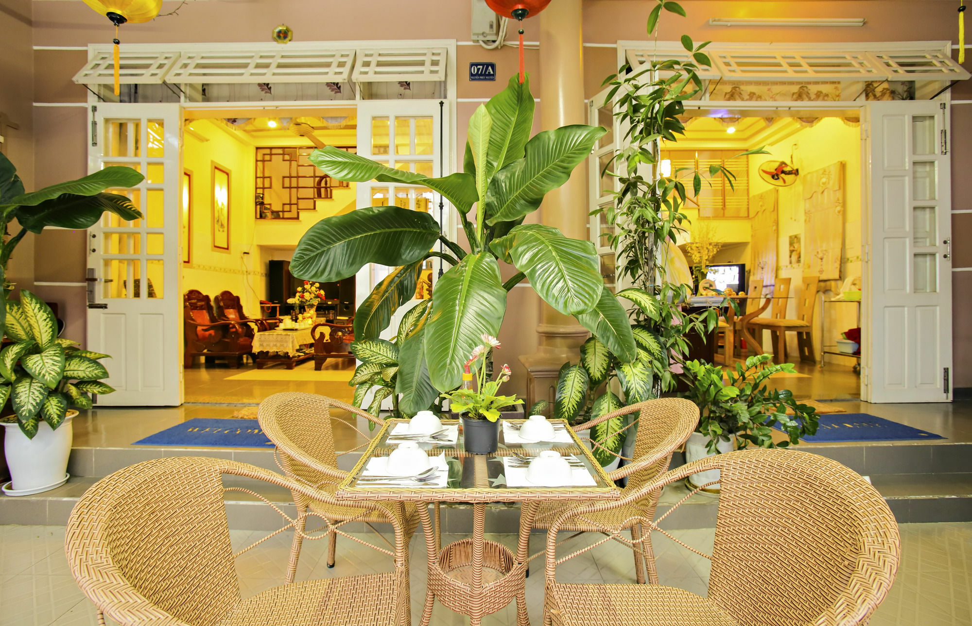 Quy Long Hostel Hoi An