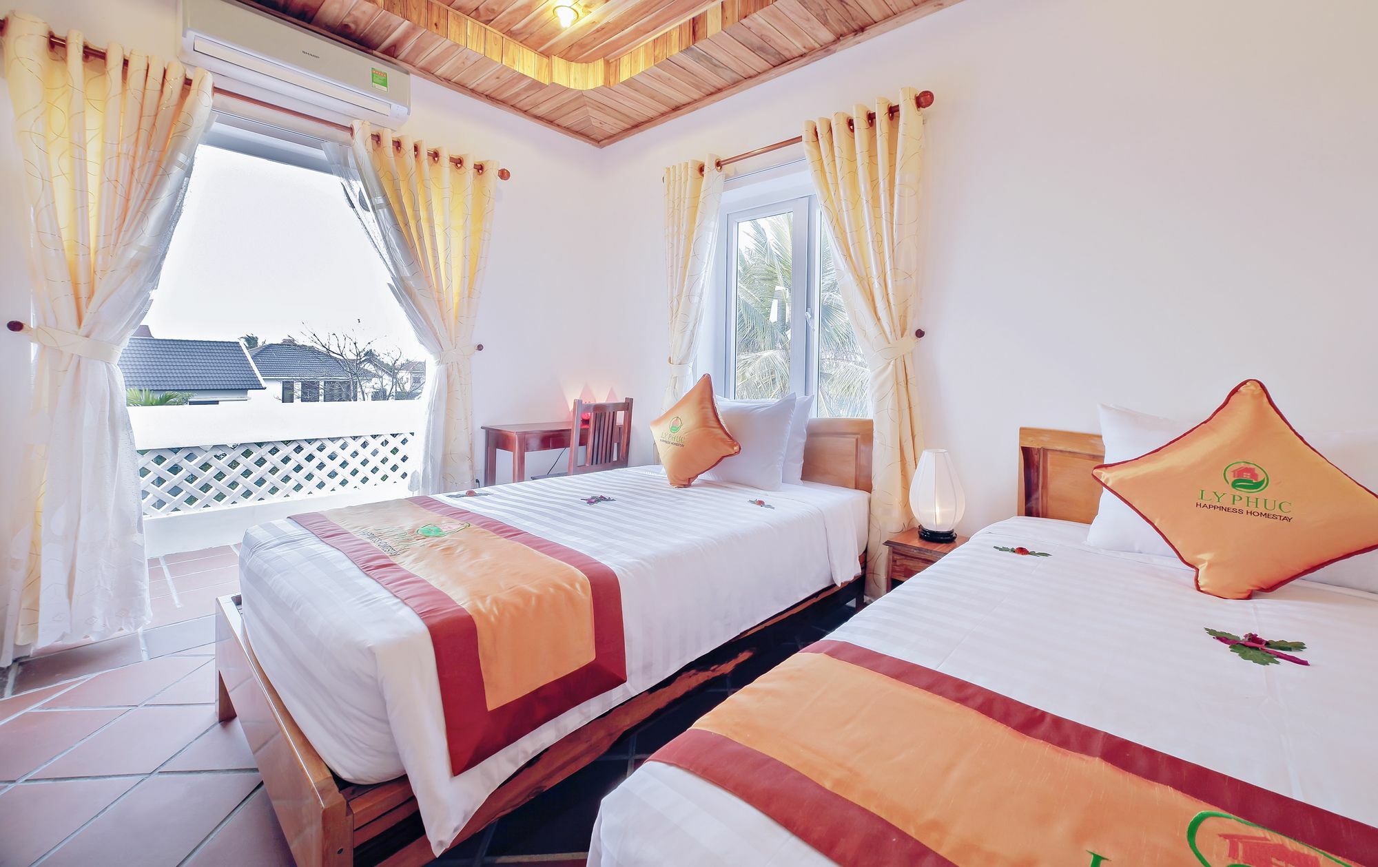 Ly Phuc * Hoi An