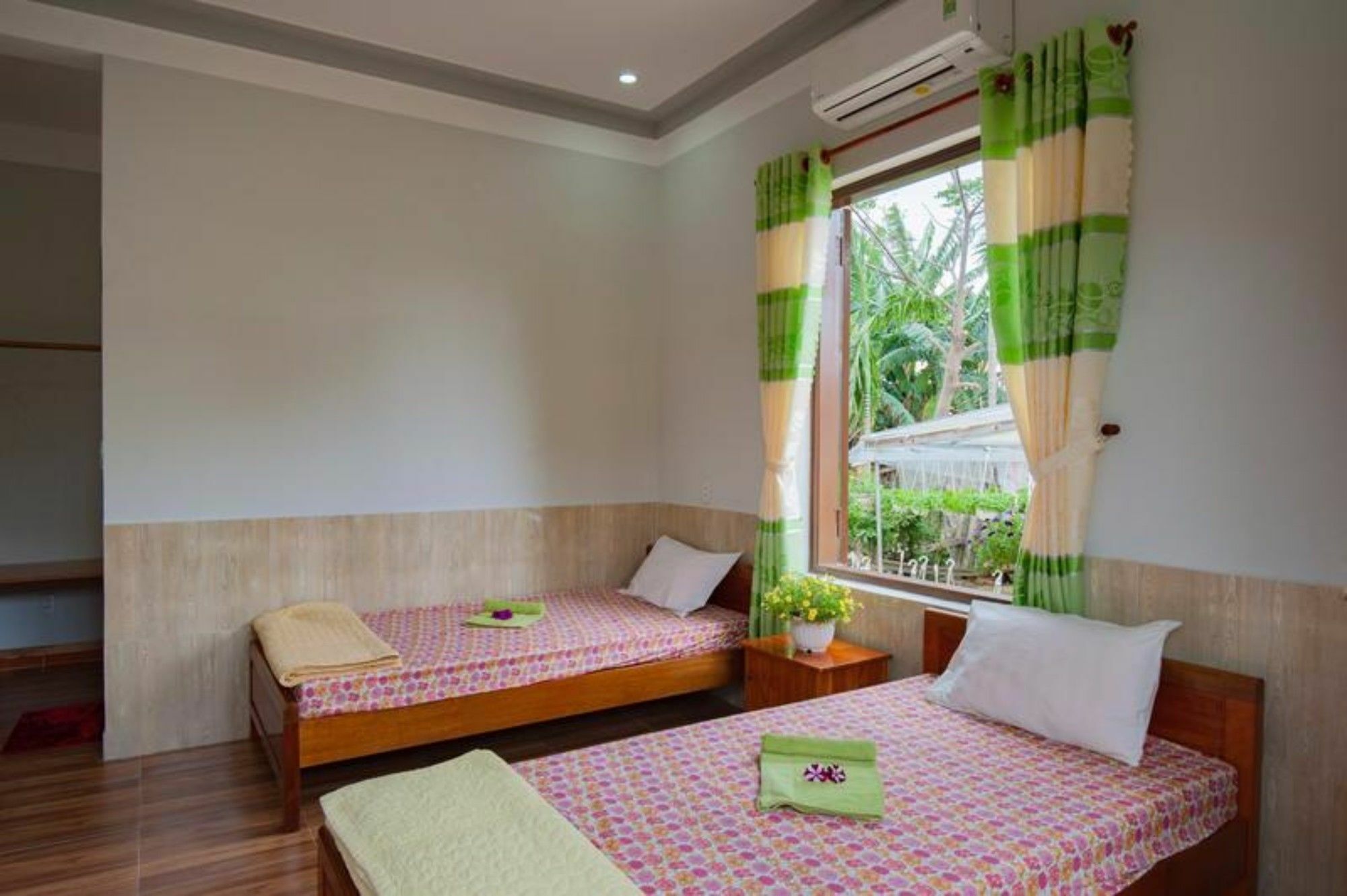 Petunia Garden And * Hoi An