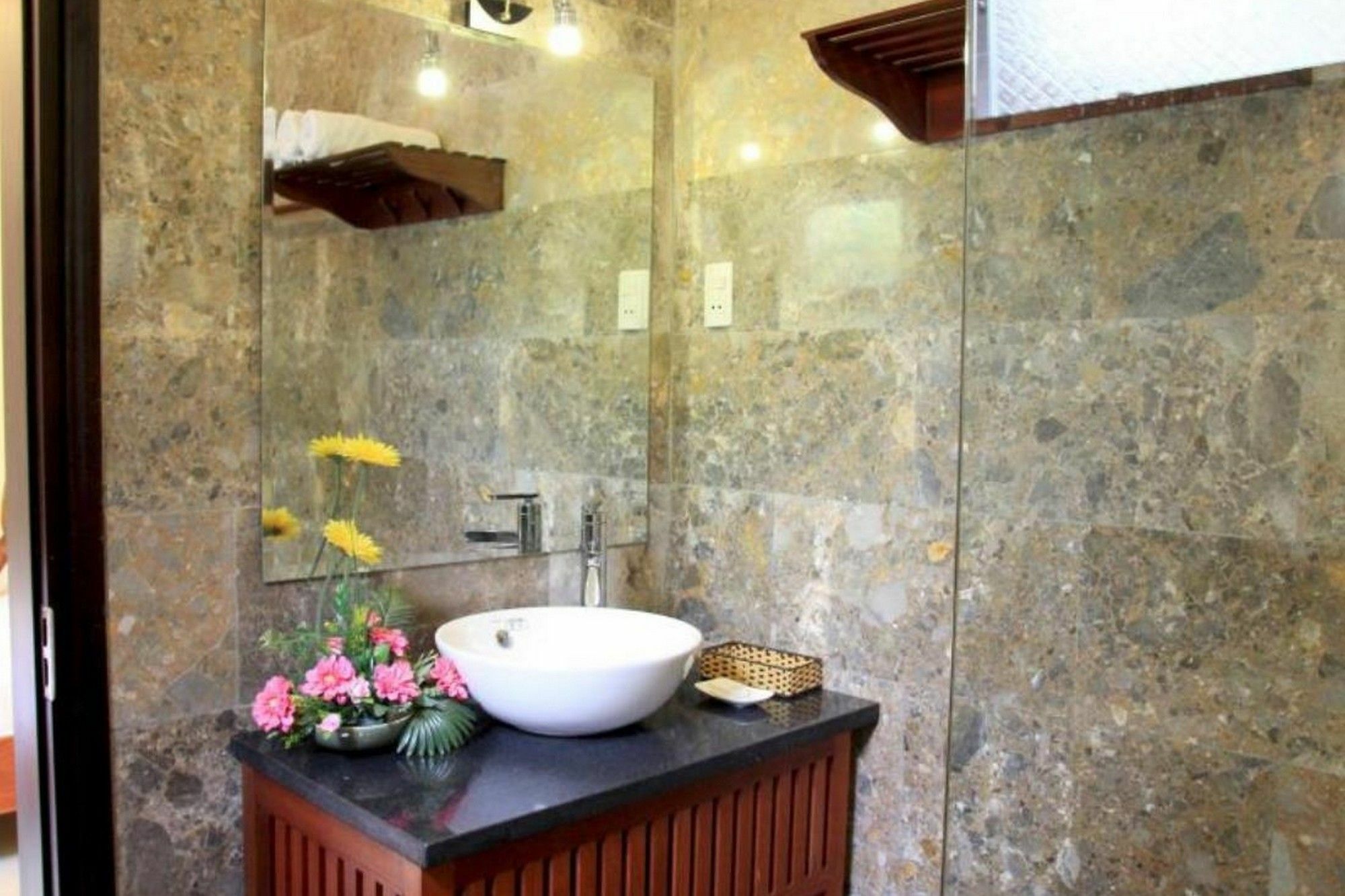 Thien Tan With Private Pool Homestay Hoi An