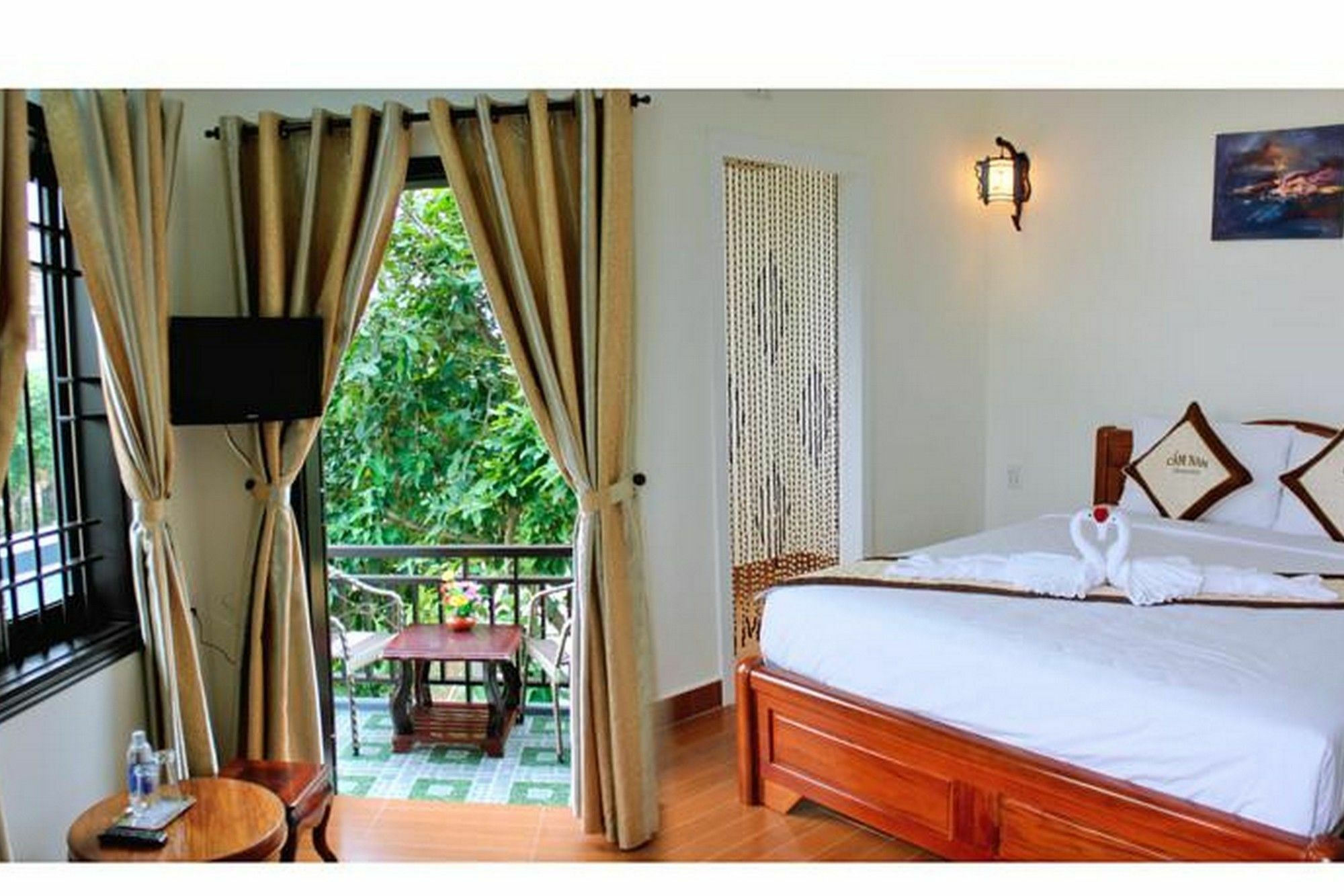 Homestay Cam Nam *