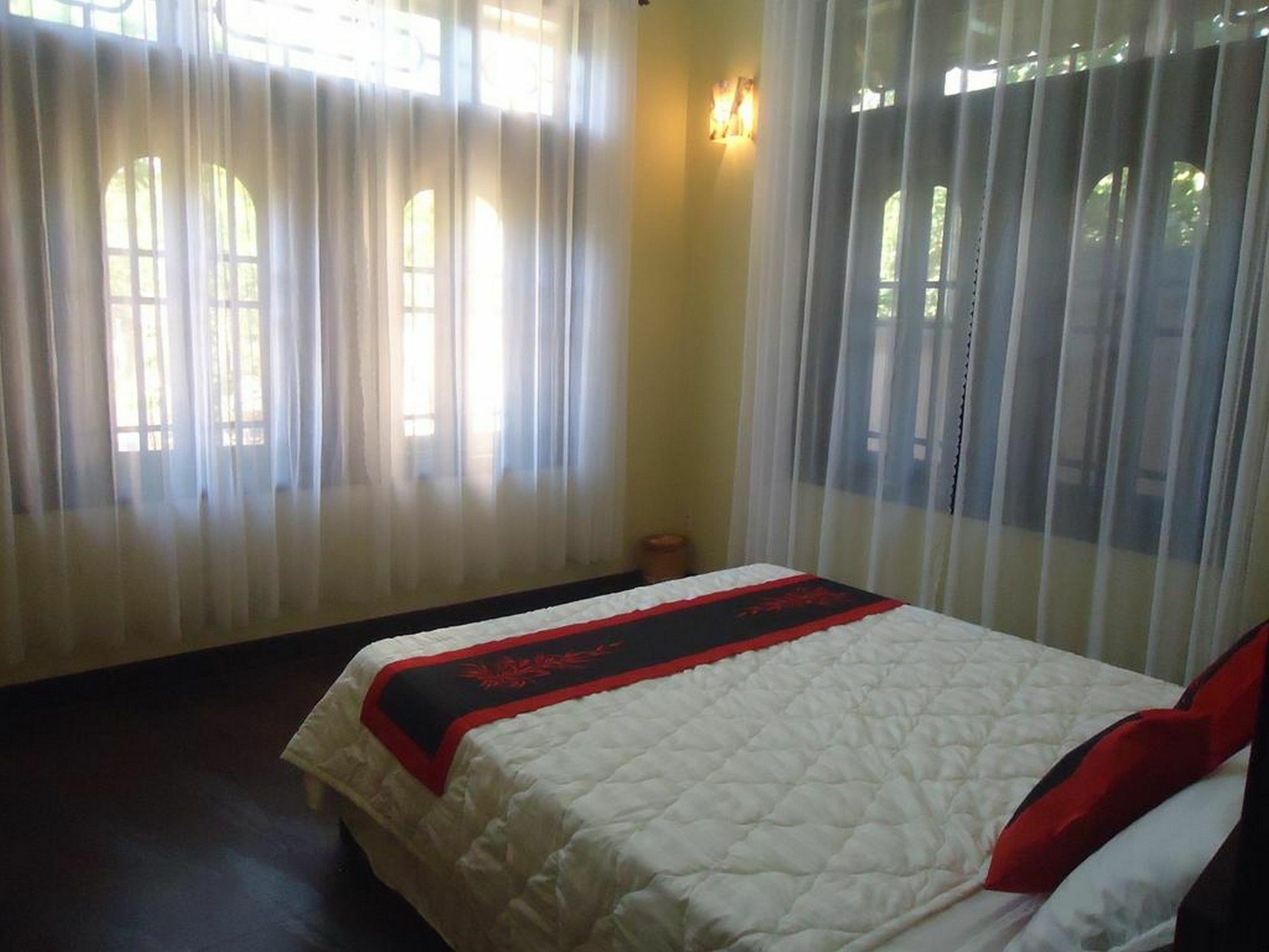 Riverview Villa *