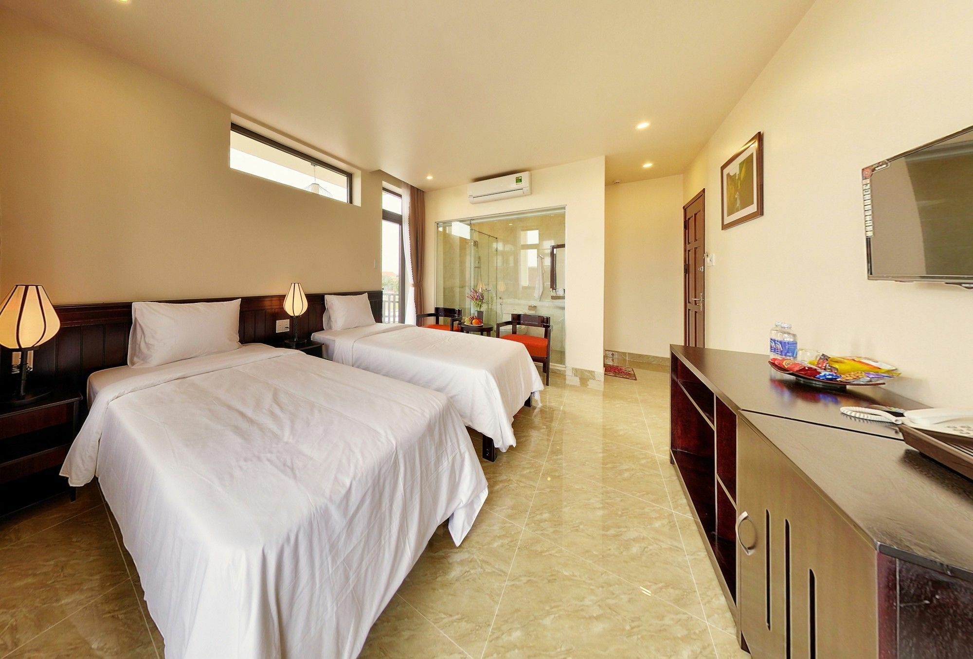 Ivy Hotel 3*