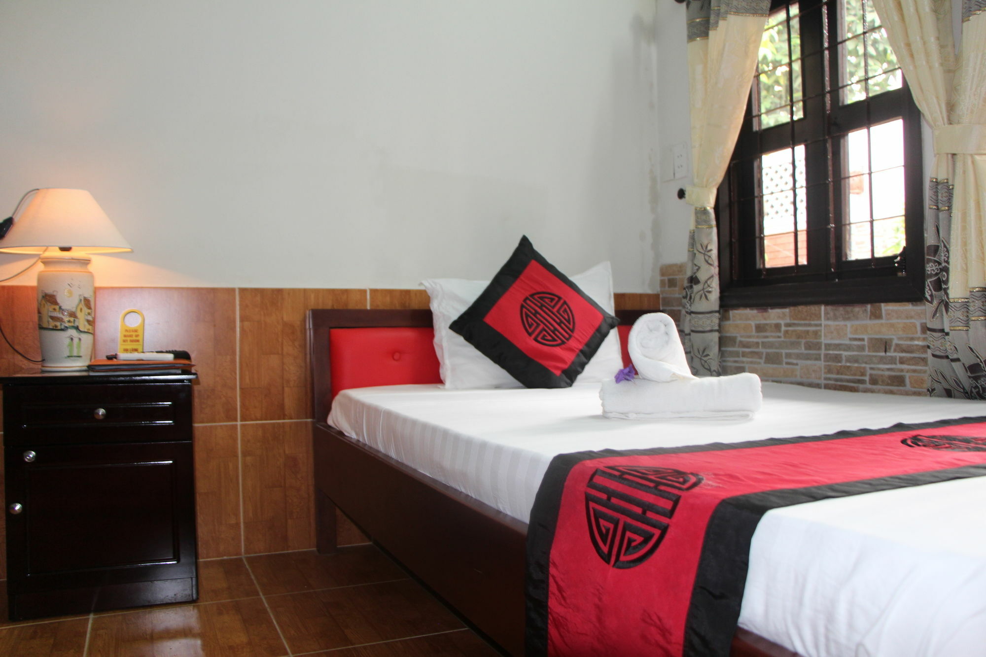Red Ceramics Homestay