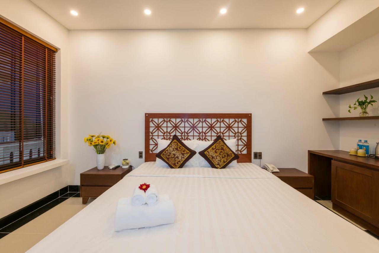 Vila Phuc Hung Riverside