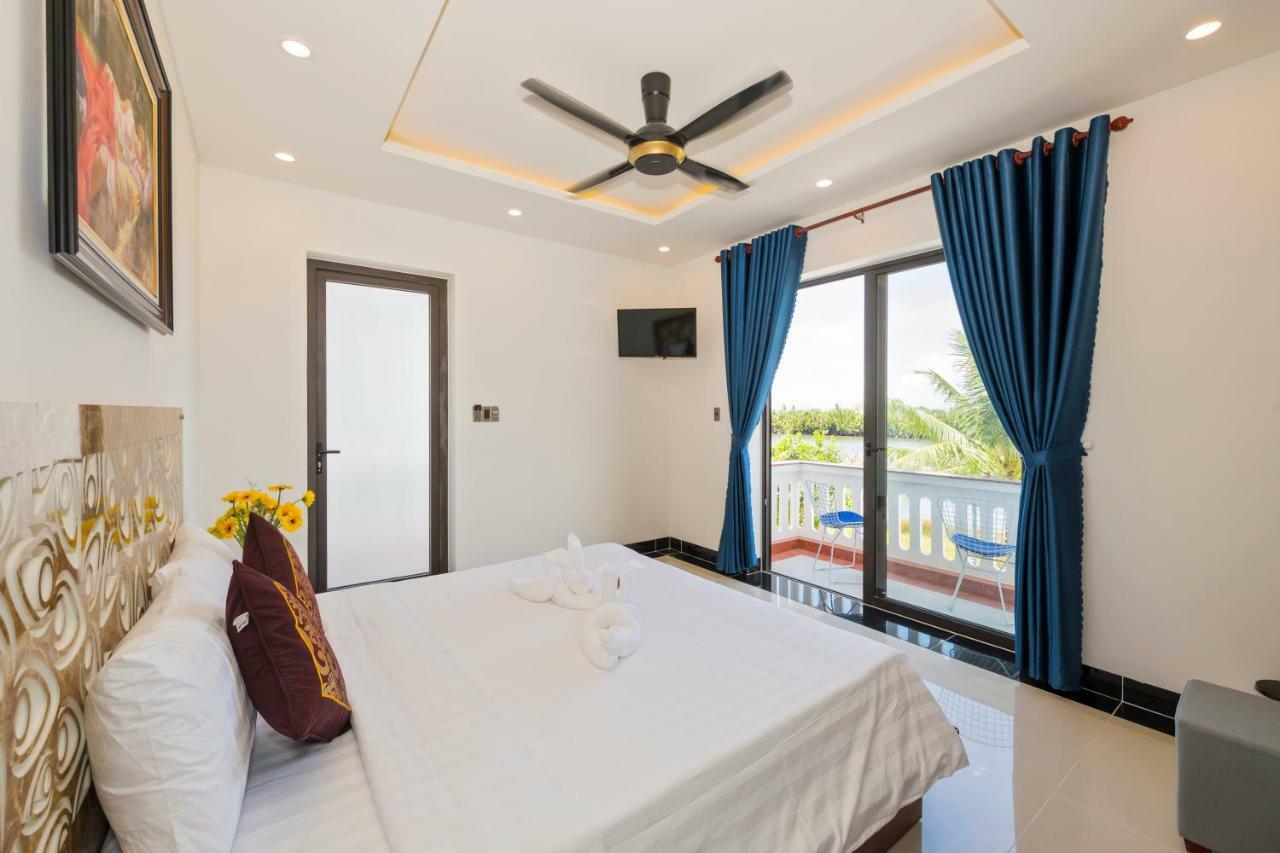 Vila Phuc Hung Riverside