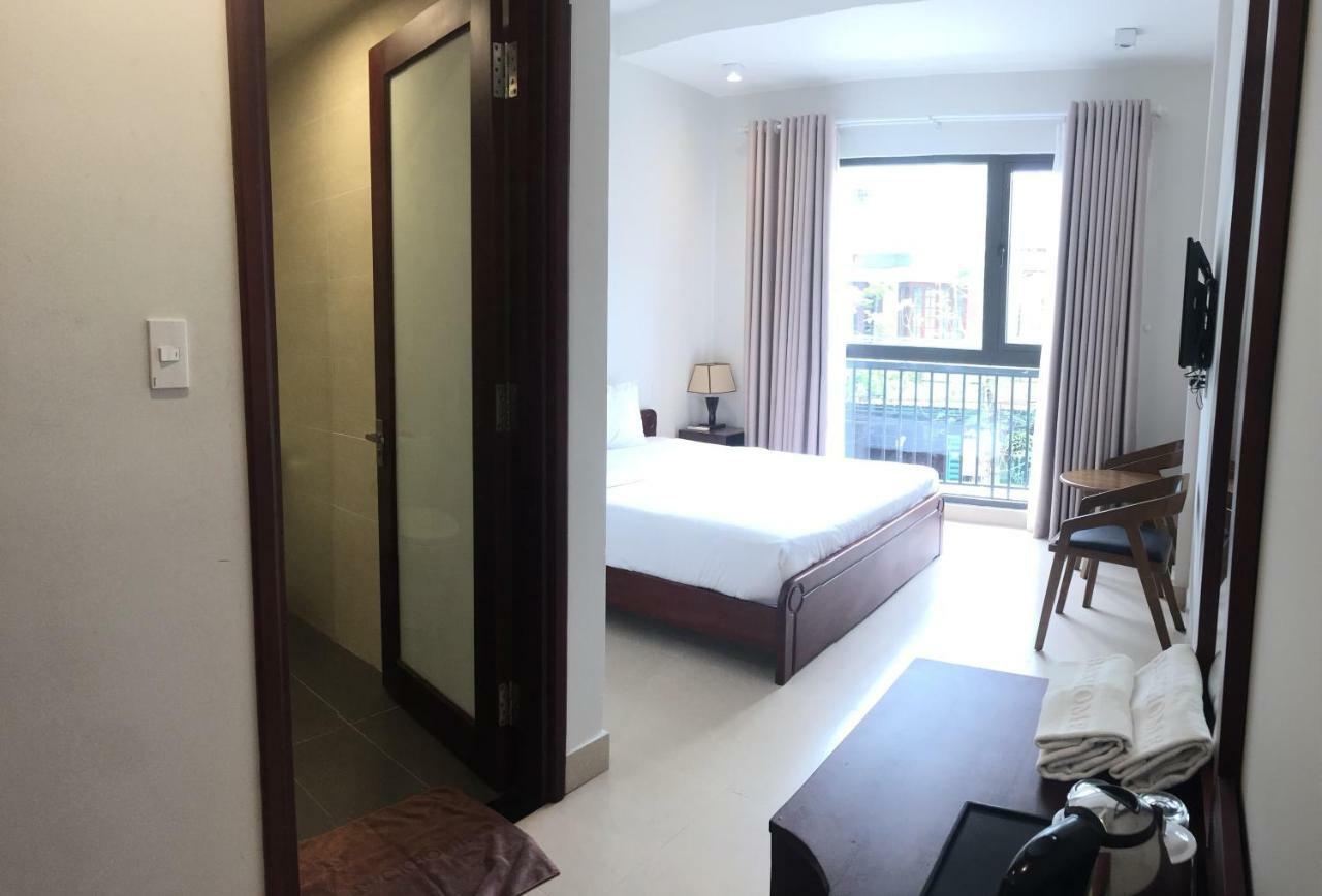 Hostel Backhome & Bar *