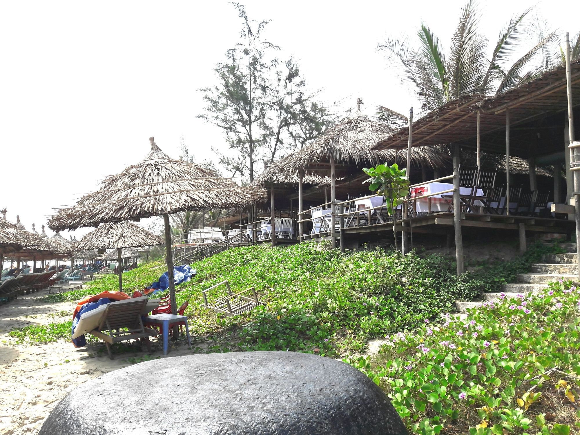 Life Beach Hotel 3*