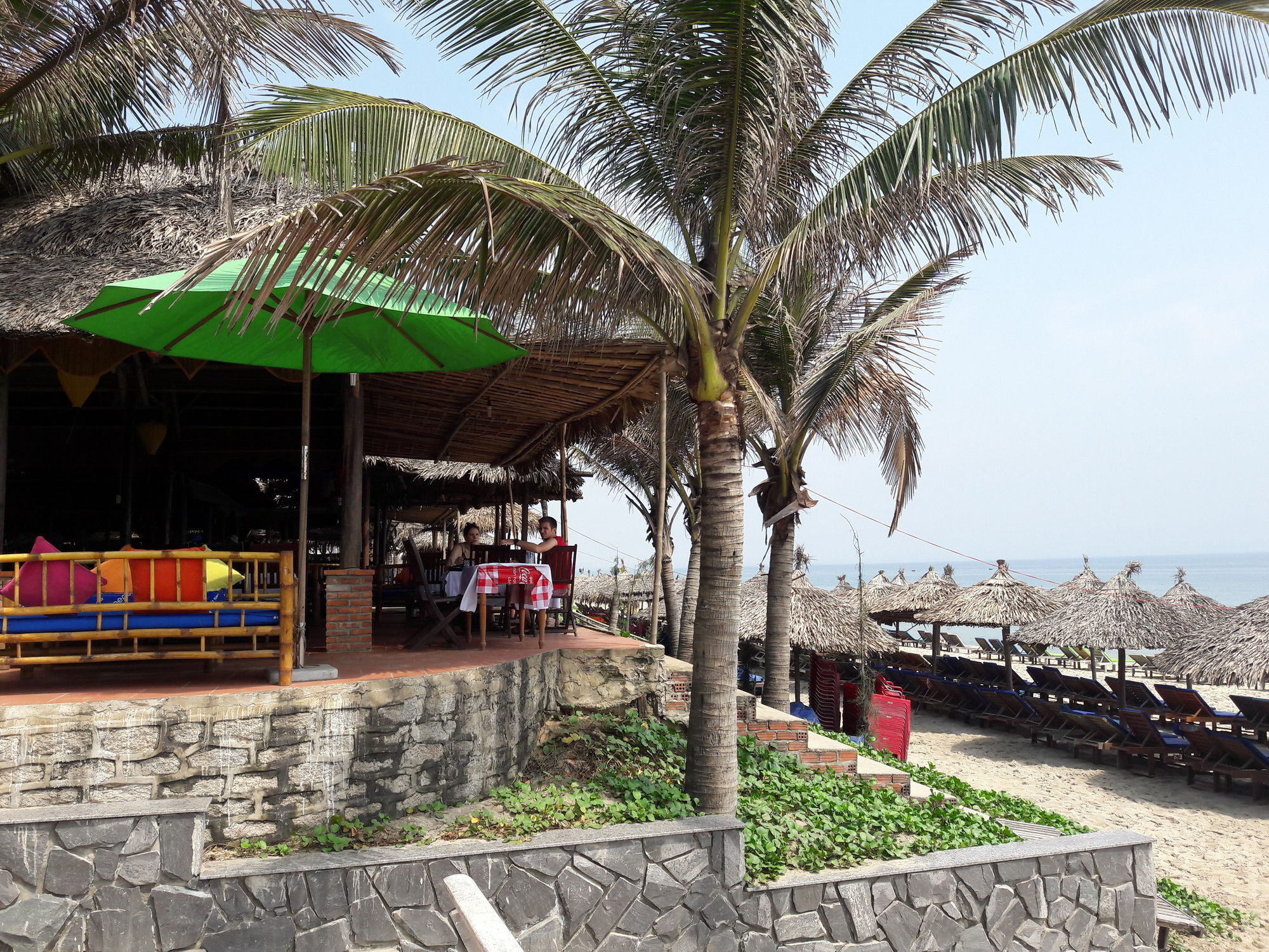 Life Beach Hotel