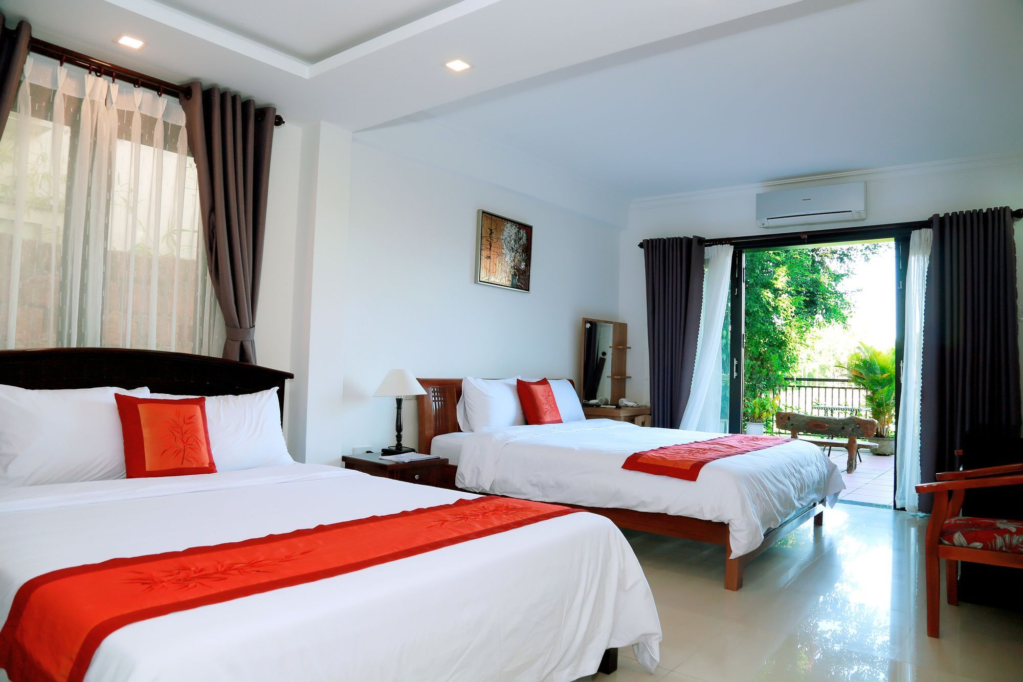 Bi's House Homestay *